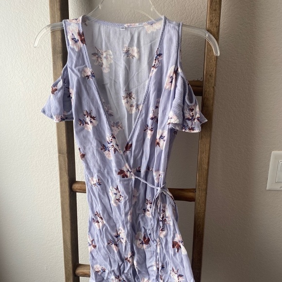 Dresses & Skirts - NWOT - purple floral wrap dress